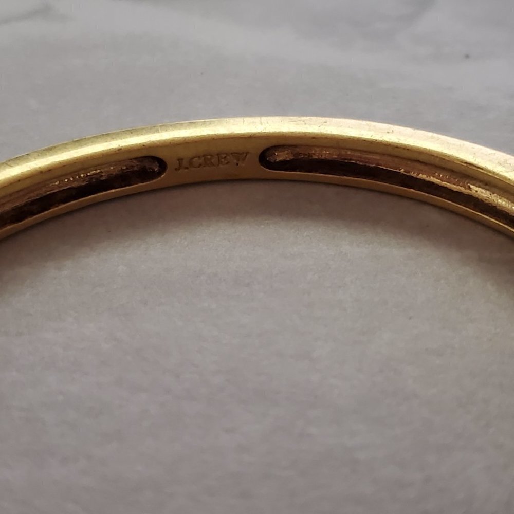 ✨ J.Crew Rhinestone Crystal Pave Antiqued Distressed hinged Bangle ✨ - Picture 8 of 9